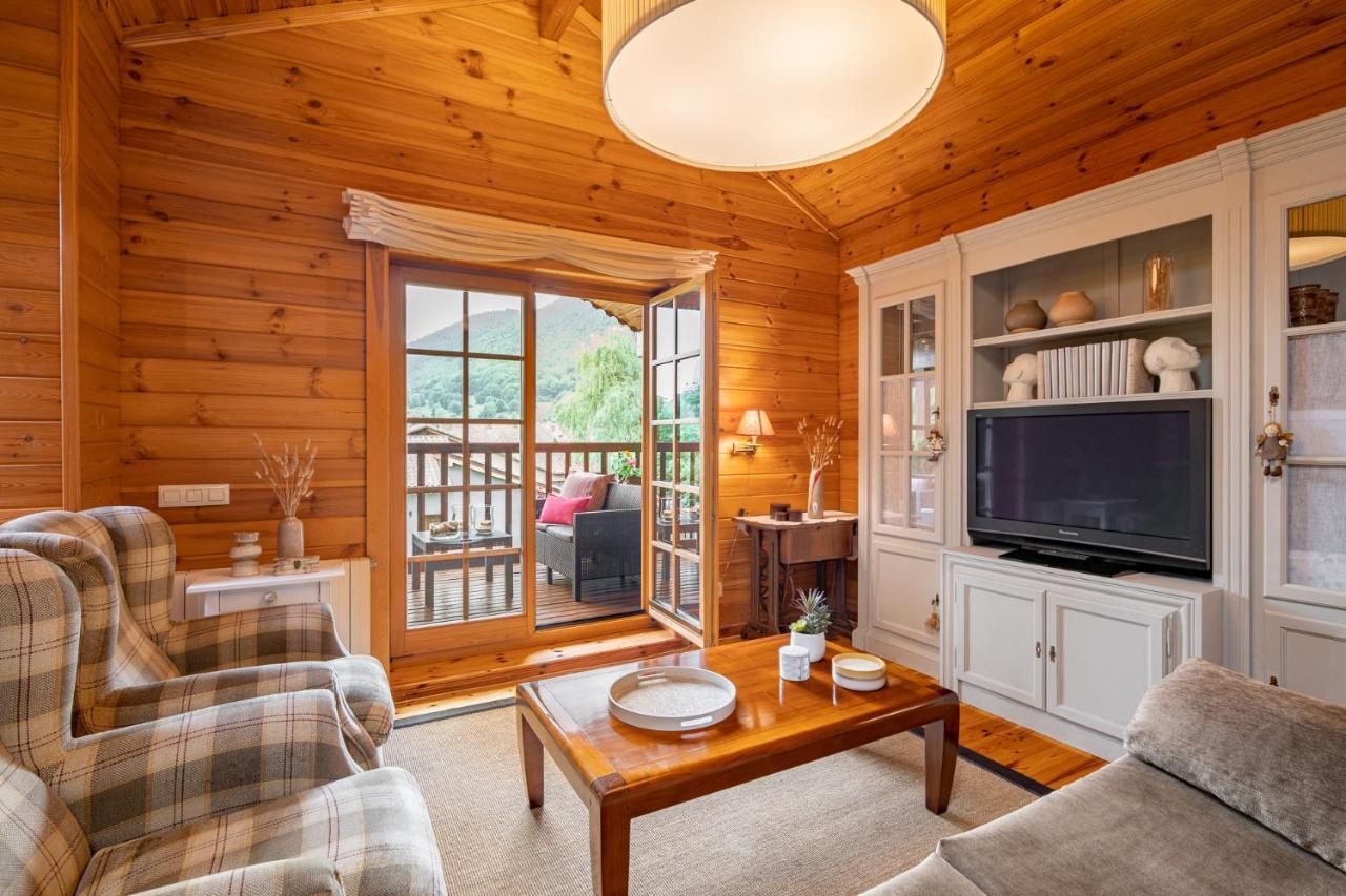 Espectacular Apartamento De Madera Frente Al Rio Ter - Camprodon Kültér fotó